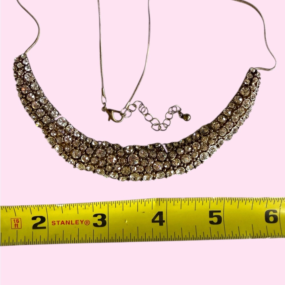 Vintage Elegant Gold tone Crystal Necklace - Picture 6 of 6